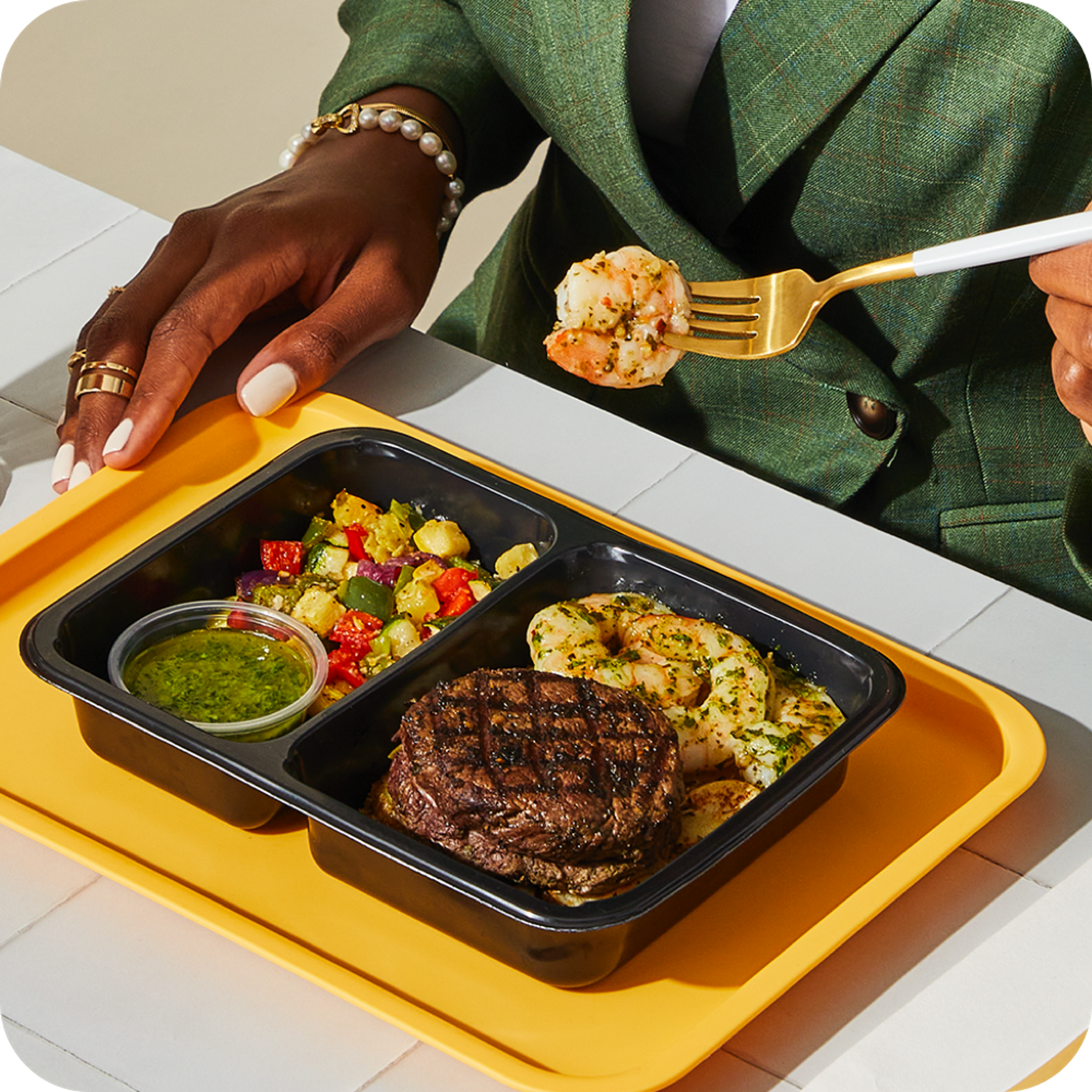 Our meals and add-ons follow strict nutrition and ingredient guidelines—designed by credentialed nutrition experts.