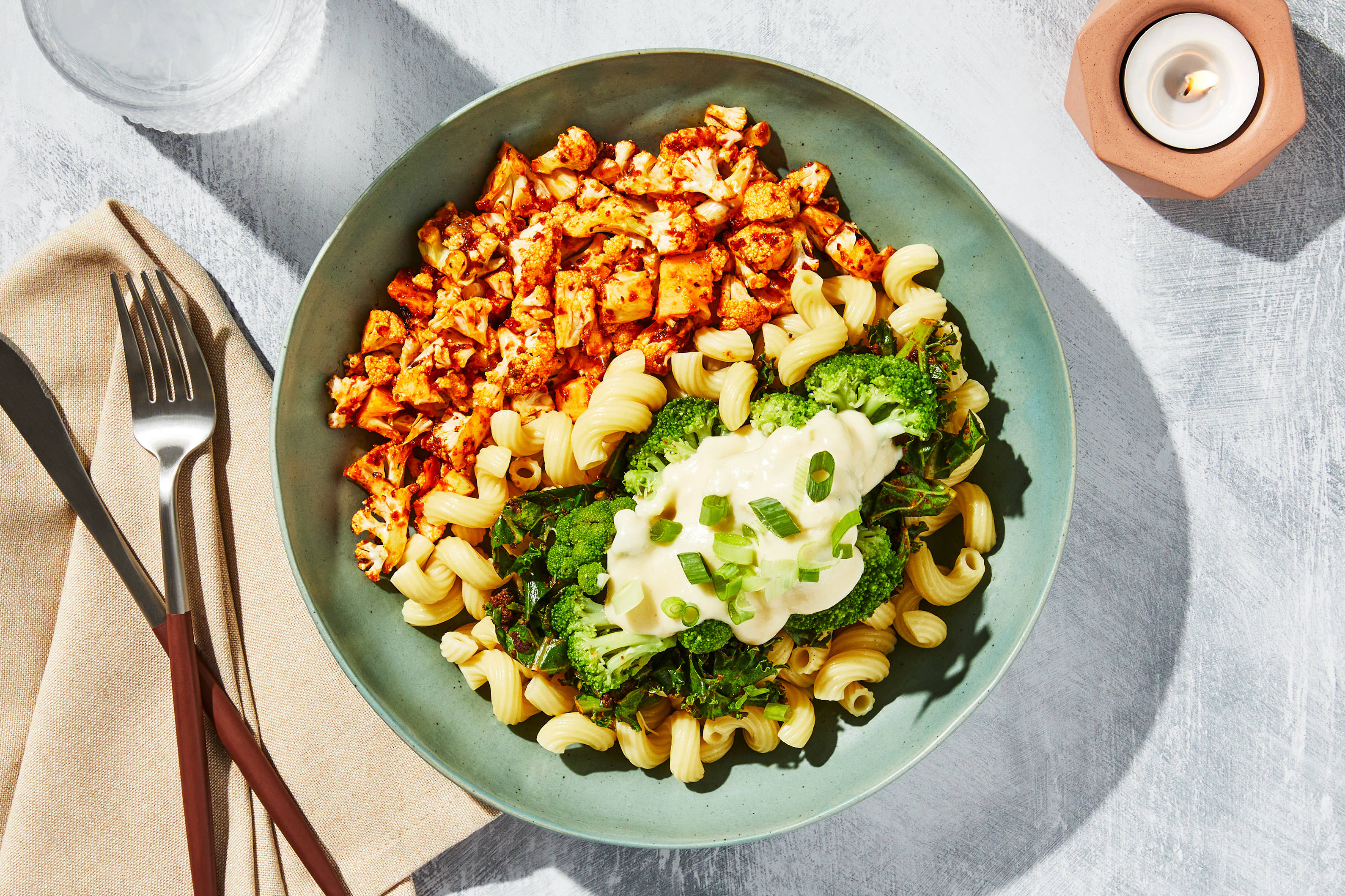 Broccoli & Kale Alfredo Cavatappi + Chicken