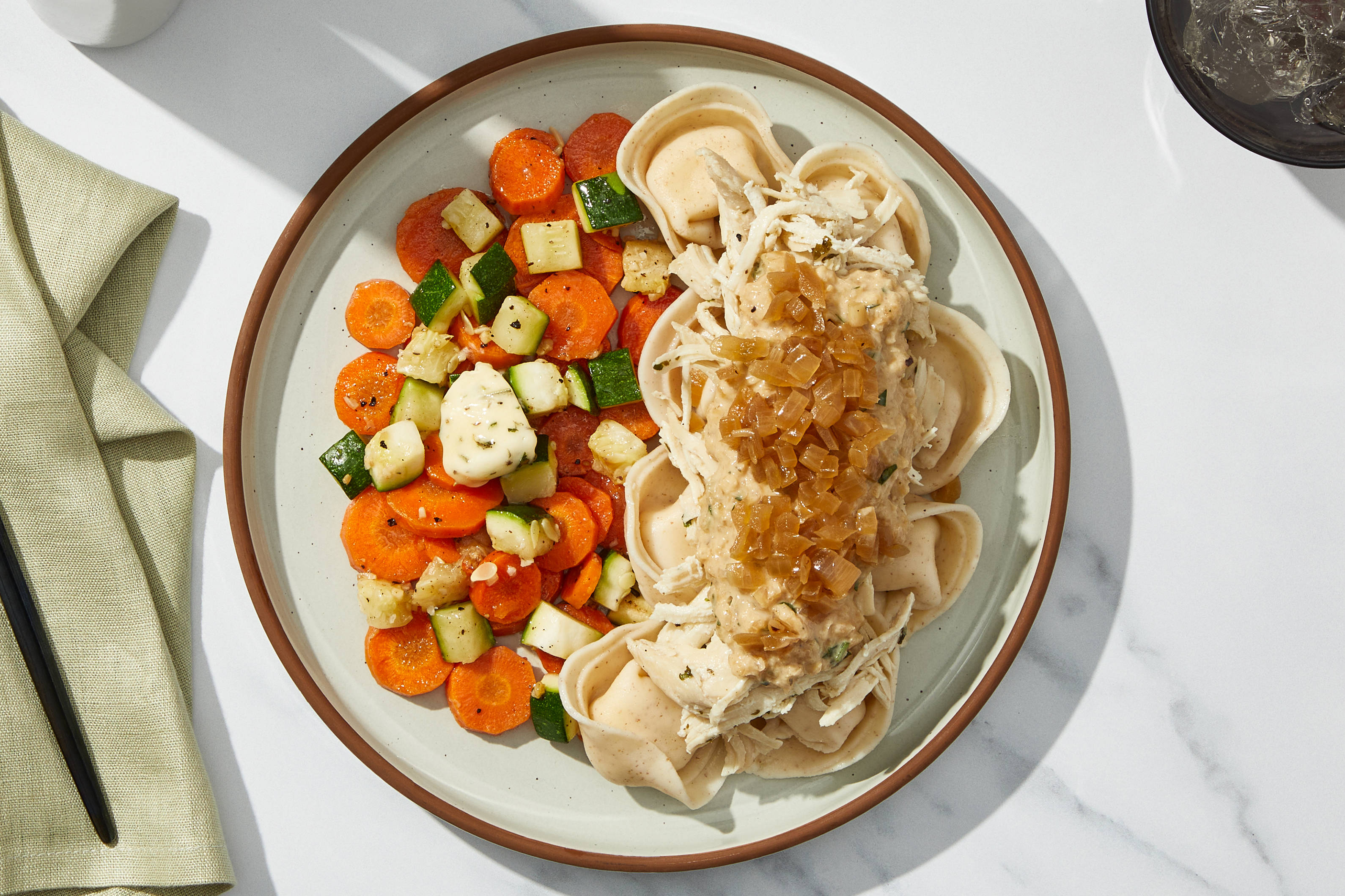 Caramelized Onion & Shredded Chicken Tortellini
