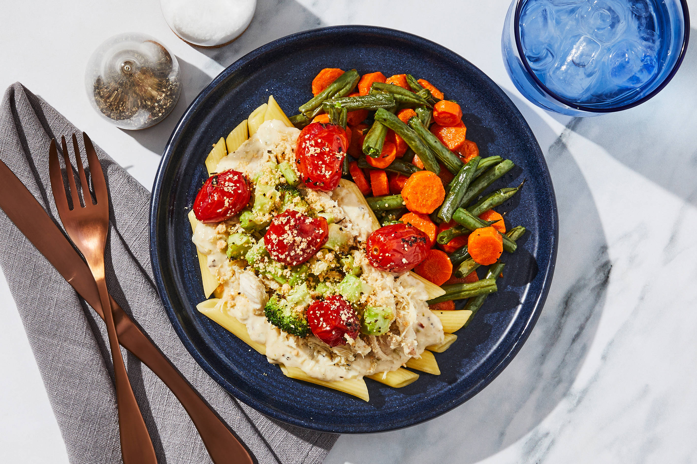 Creamy Garlic Chicken & Broccoli Penne