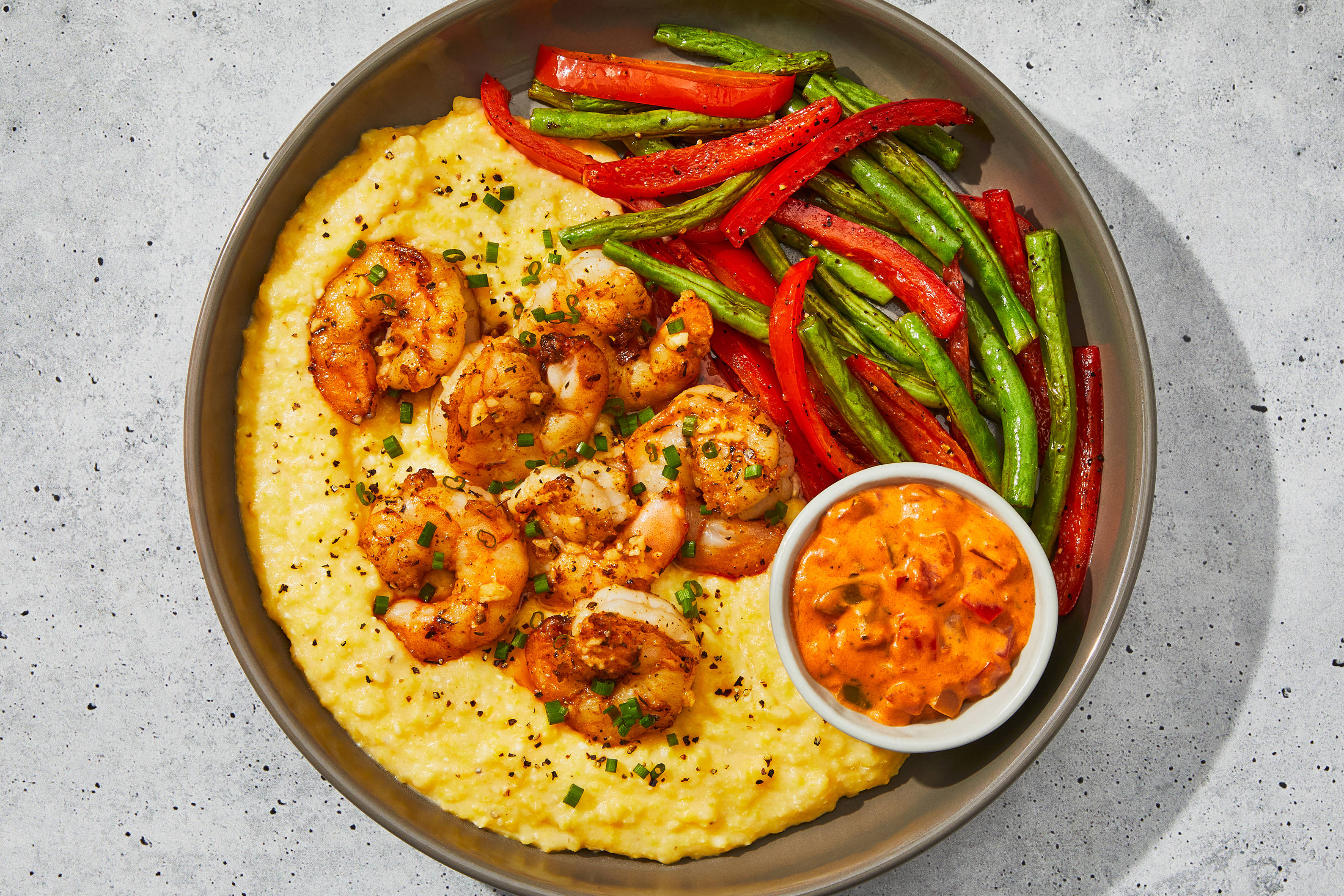 Shrimp & Smoky Cheddar Grits