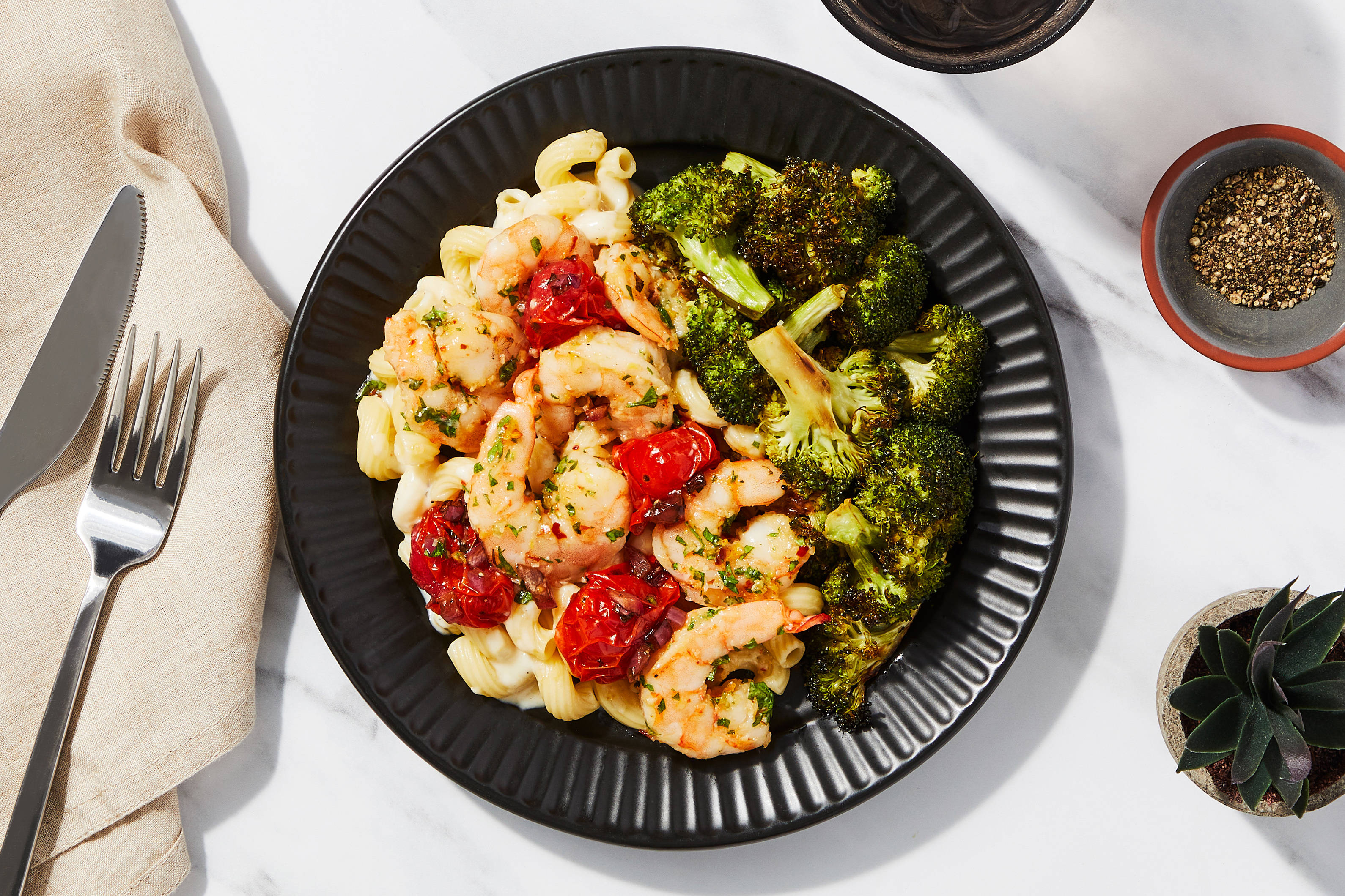 Shrimp & White Wine Cream Pasta