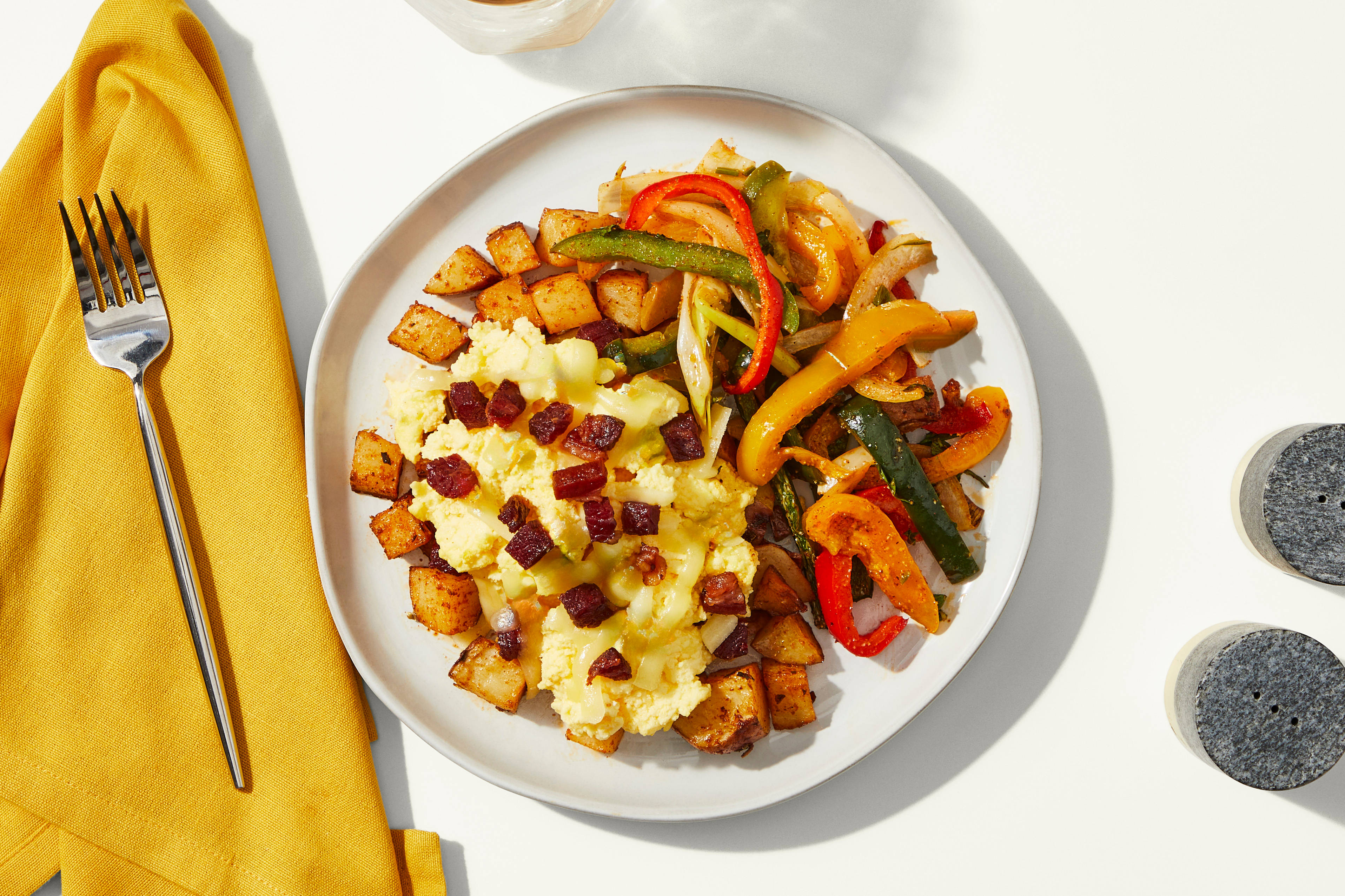 Potato, Bacon & Egg Breakfast Skillet