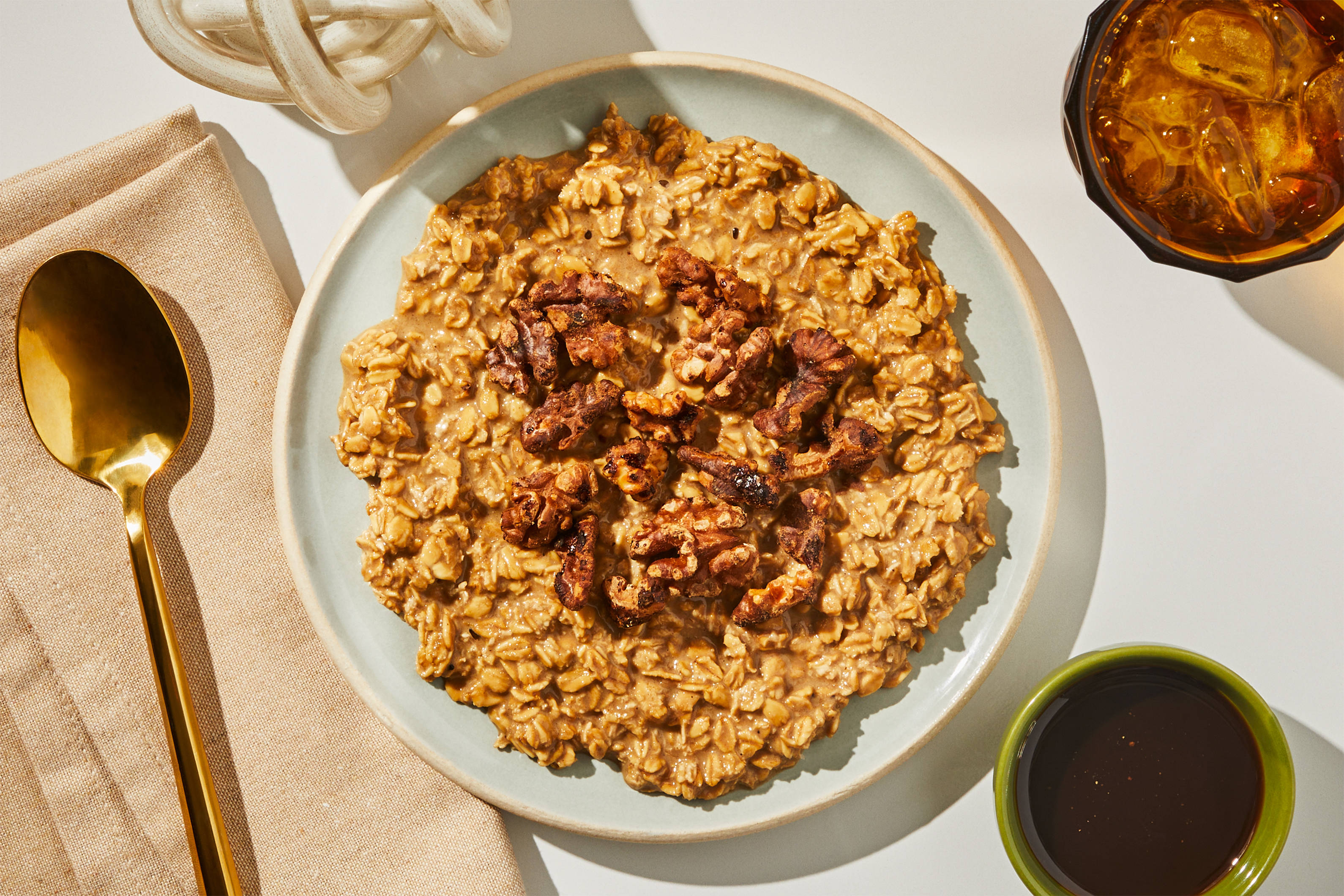Gingerbread-Spiced Overnight Oats