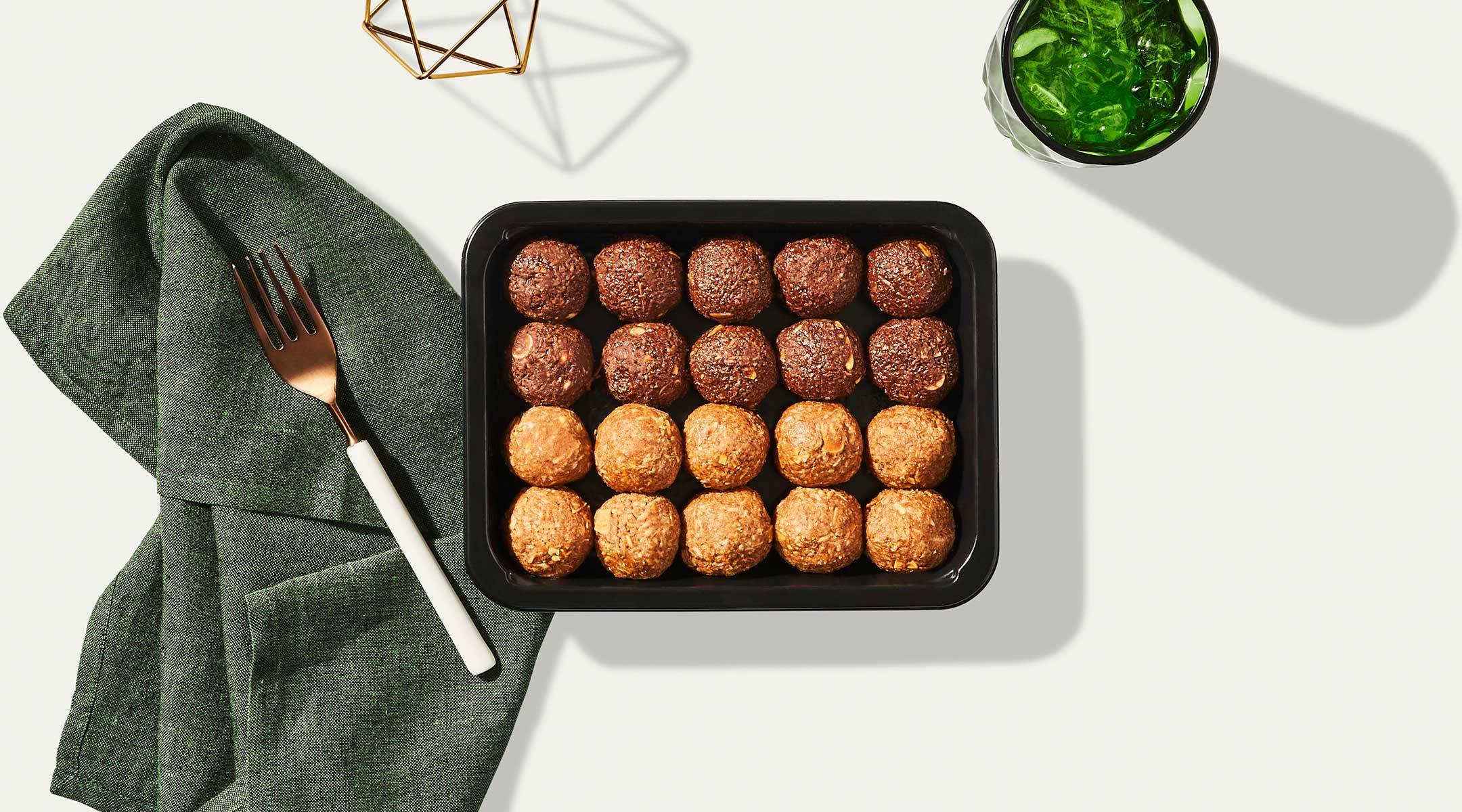 Keto Macaroons - Snickerdoodle & Chocolate Coconut