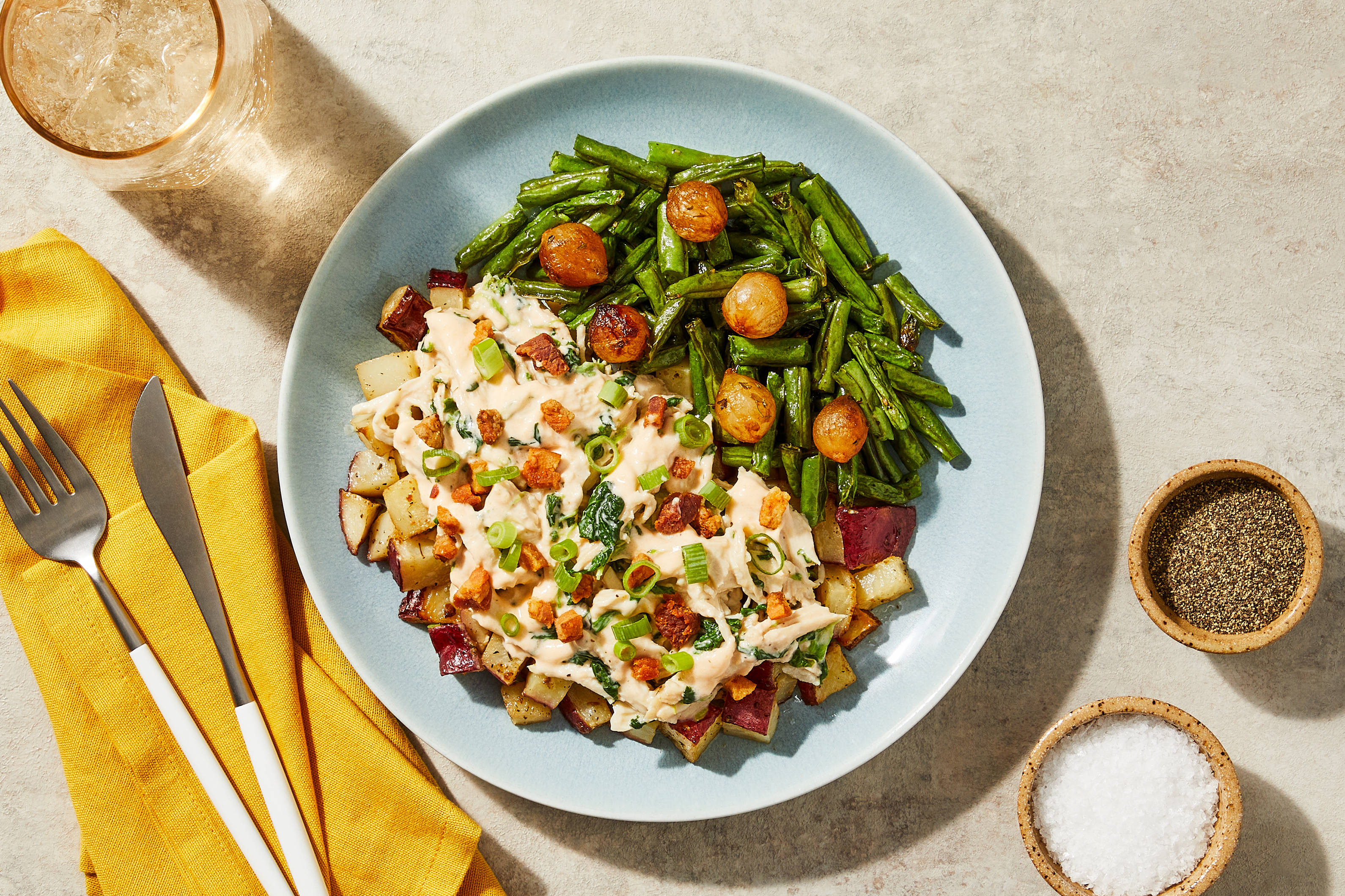 Smoked Gouda & Bacon Shredded Chicken Hash