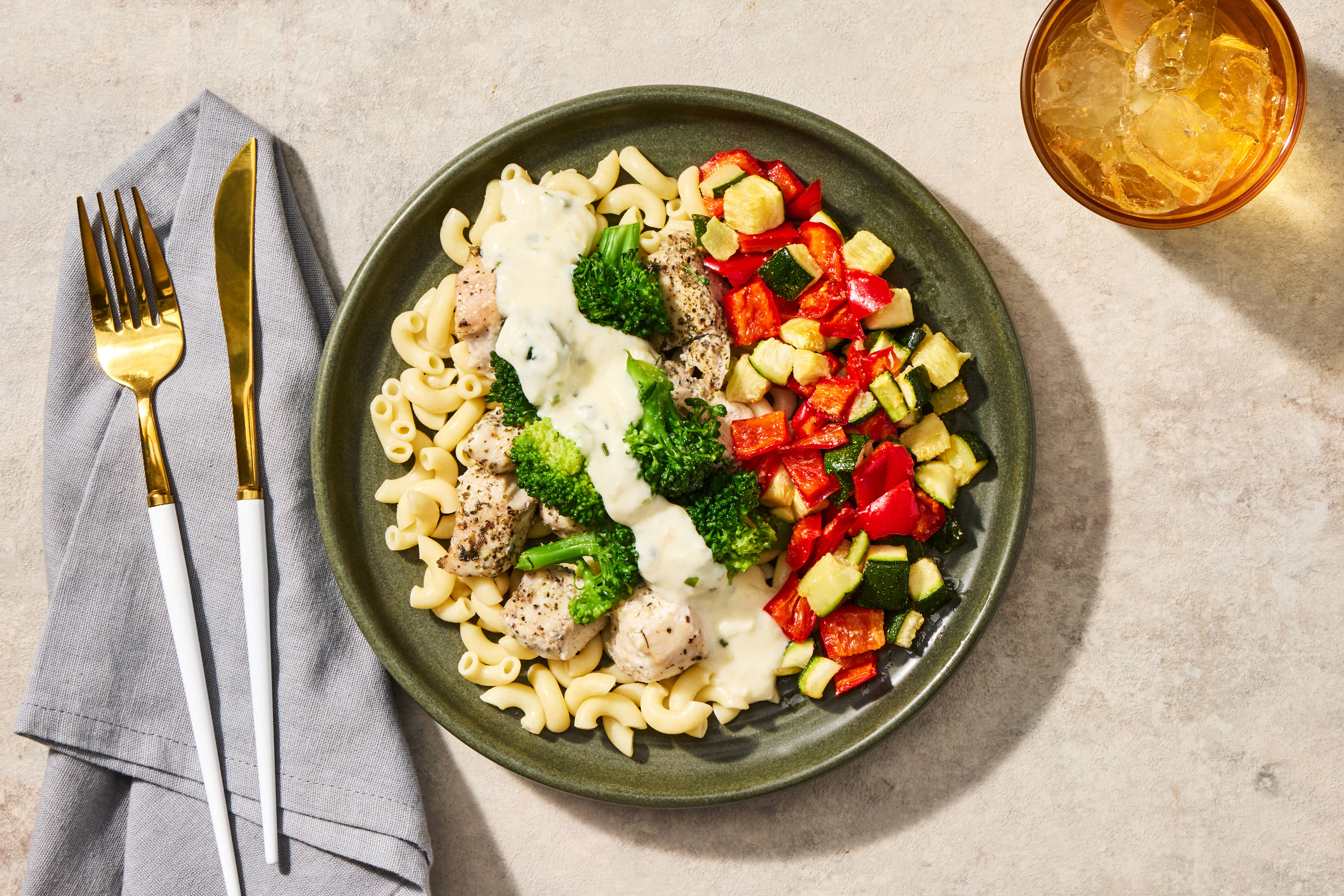 White Cheddar Chicken & Broccoli Macaroni