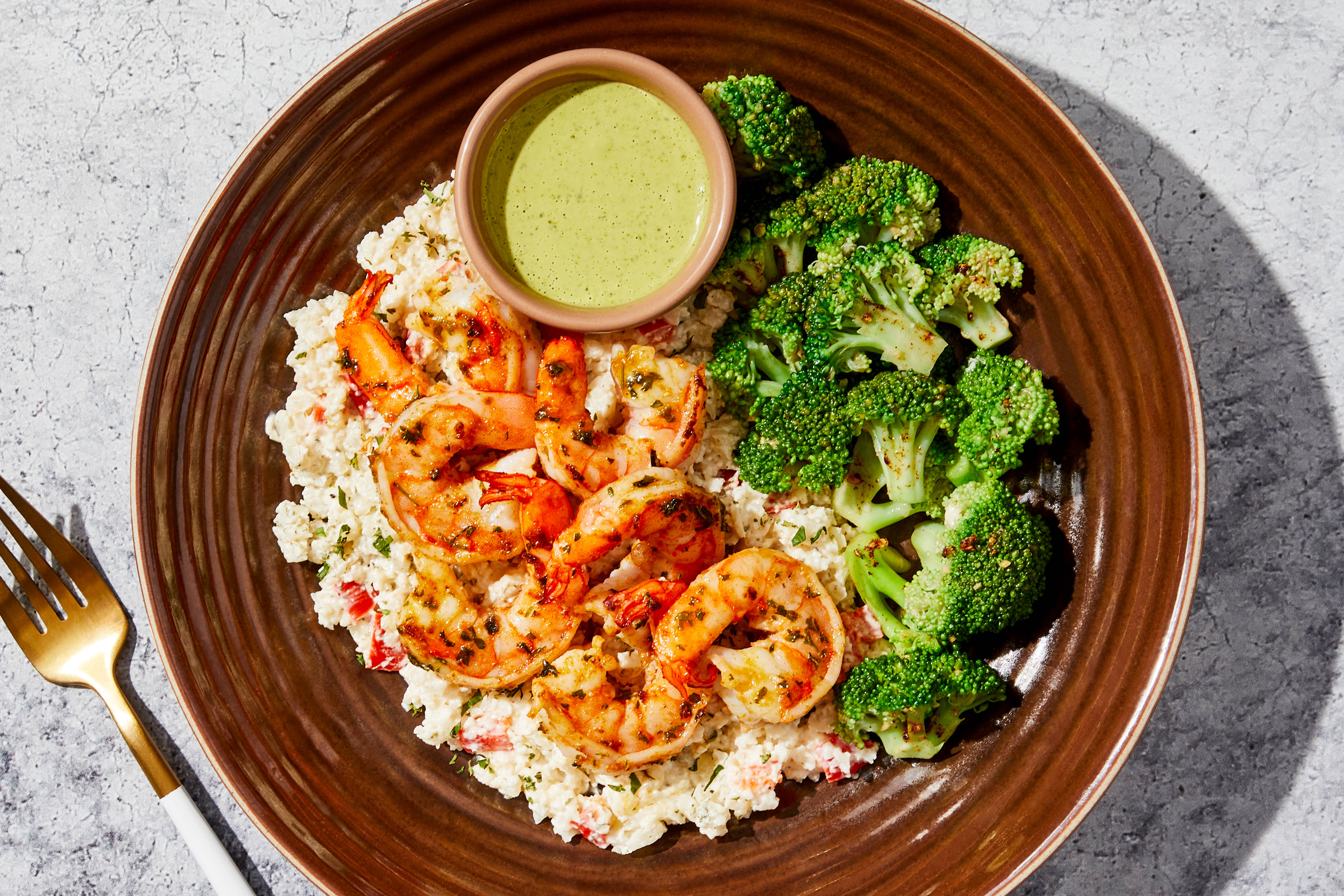Peruvian Shrimp & Red Pepper Cauli Grits