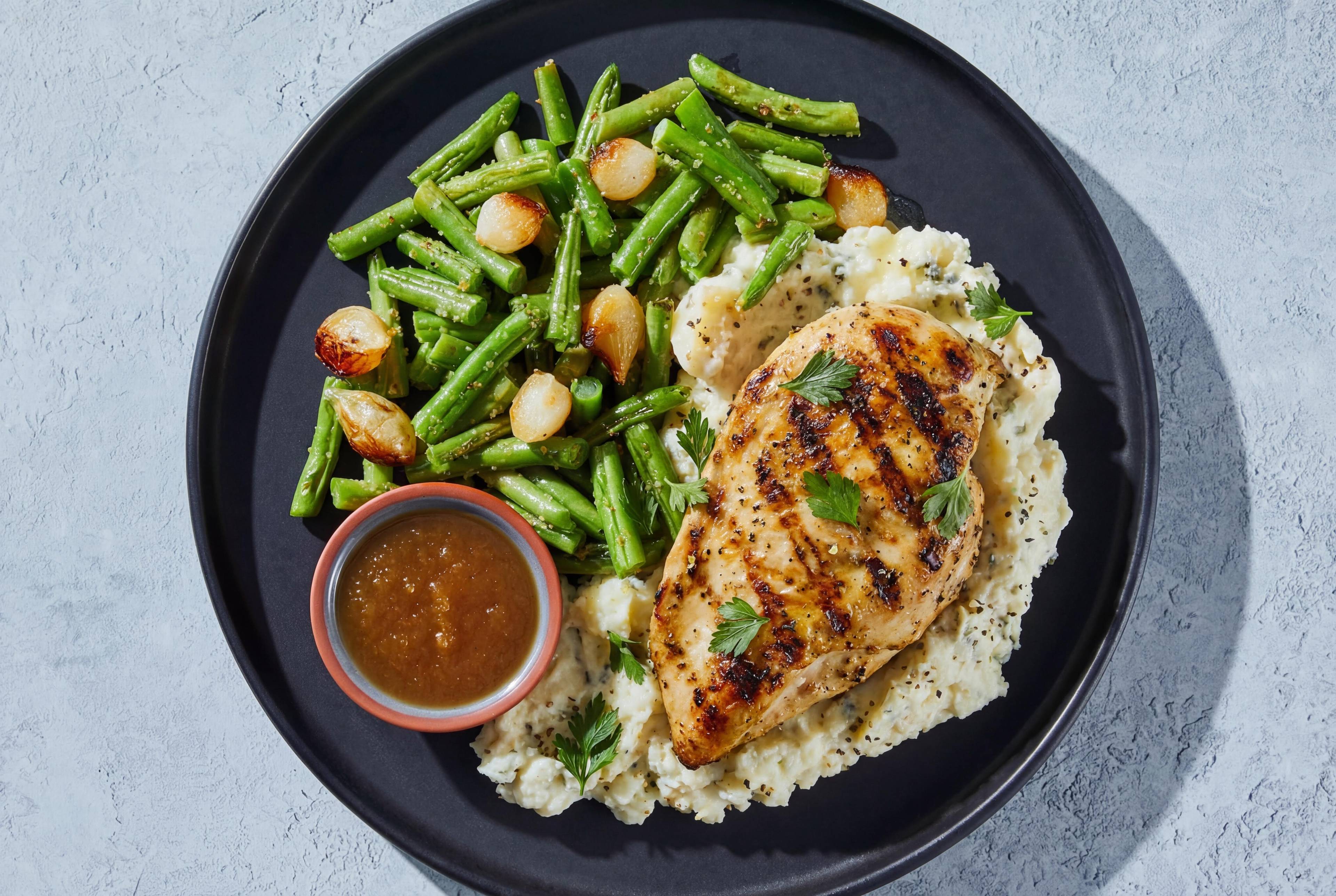 Classic Chicken Breast & Applesauce