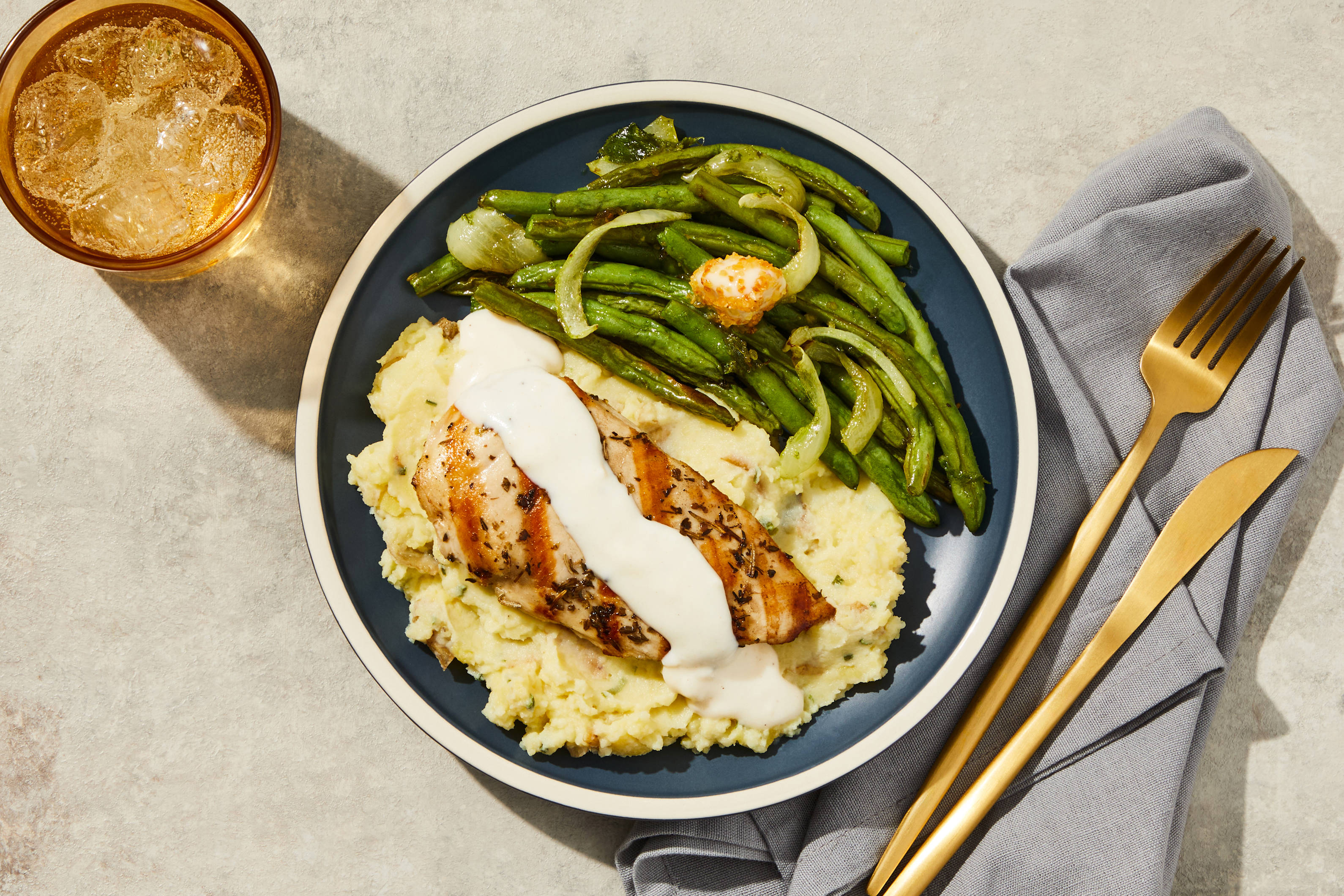 Herbed Chicken & White Gravy