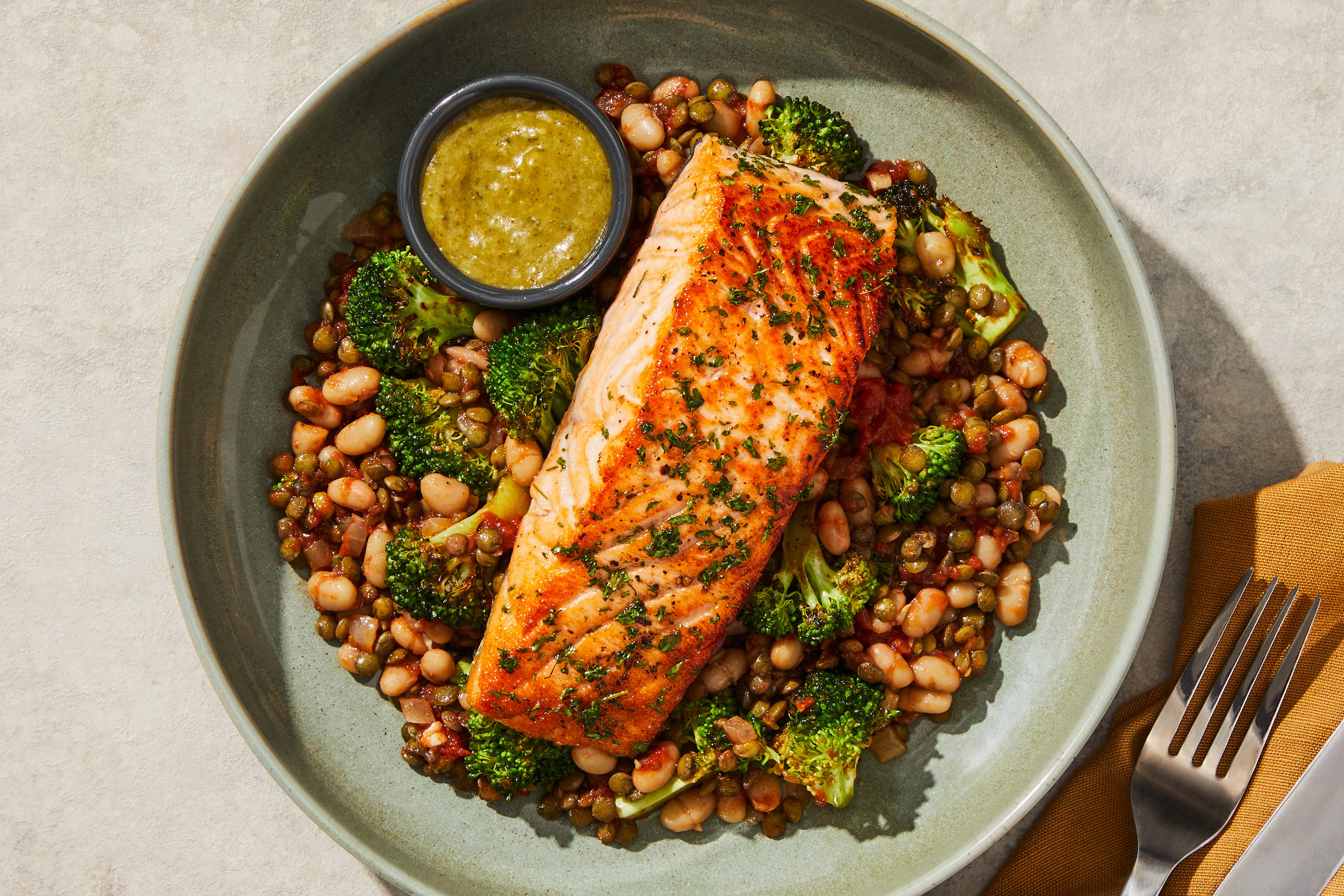 Parsley Salmon & Citrus-Herb Sauce