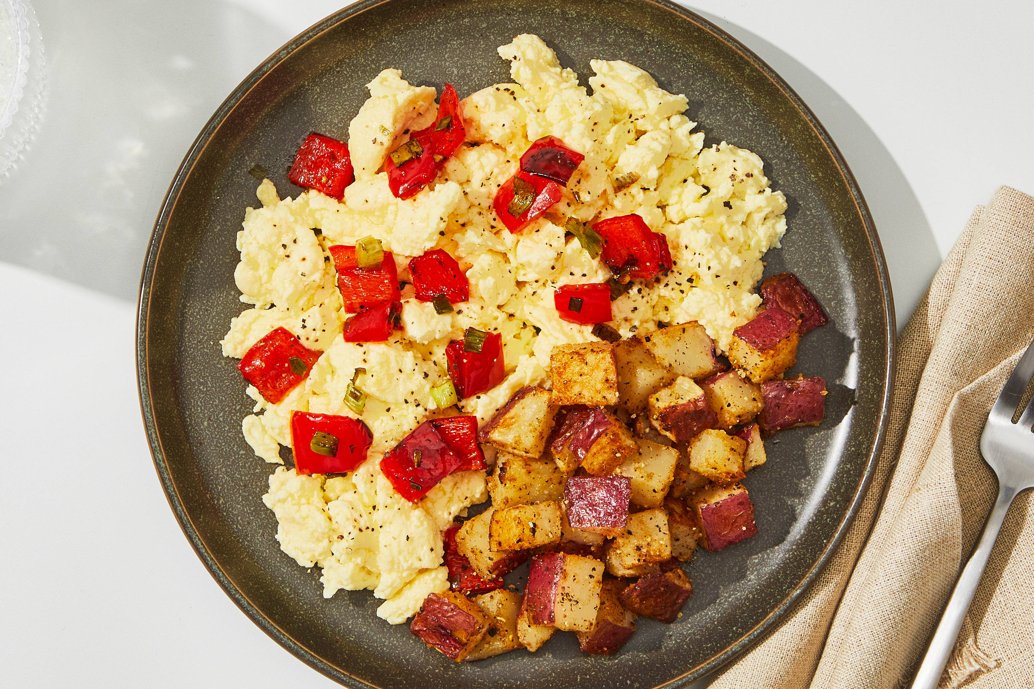 Red Pepper & Feta Scramble