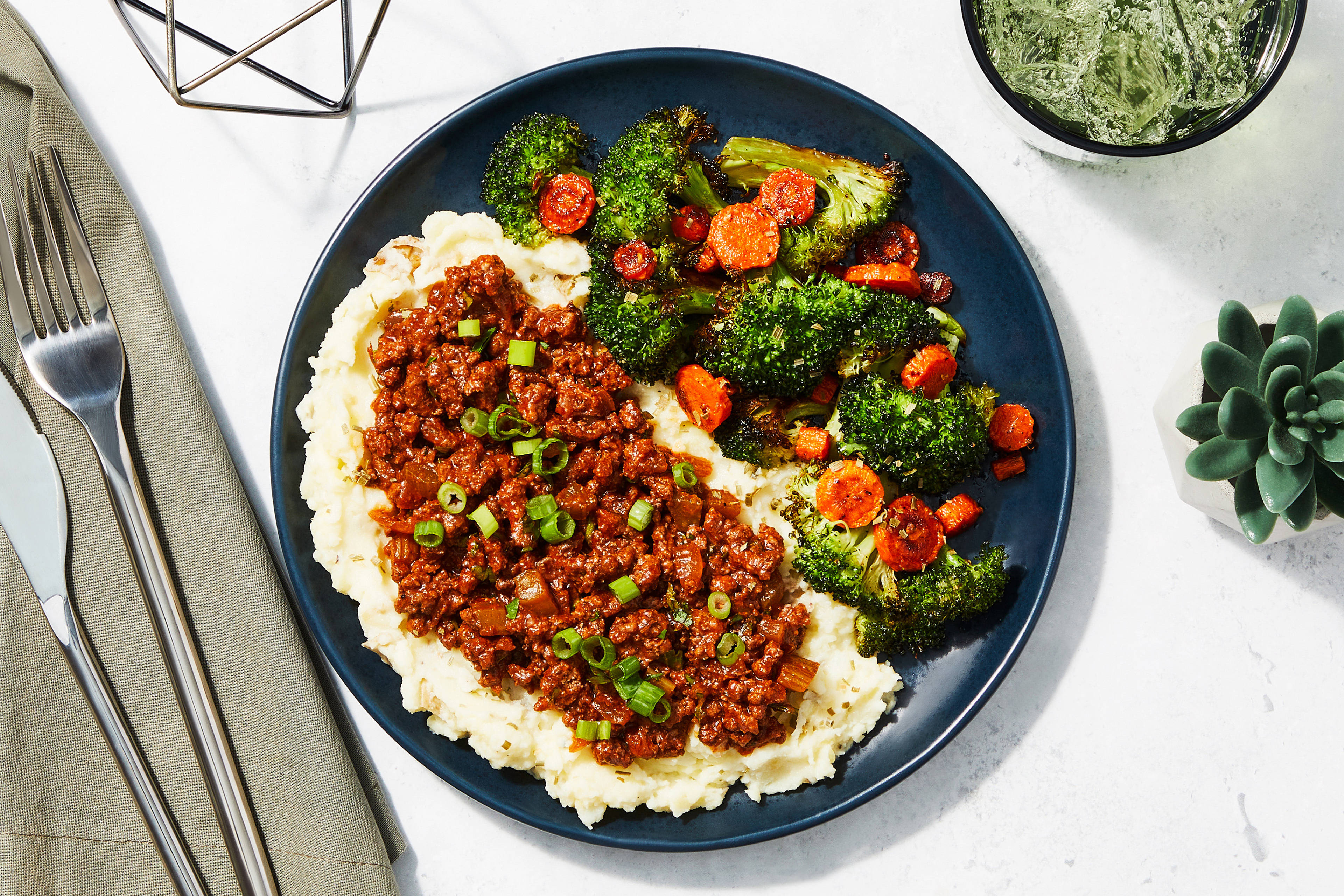 Bœuf haché et purée de pommes de terre à la ciboulette maison