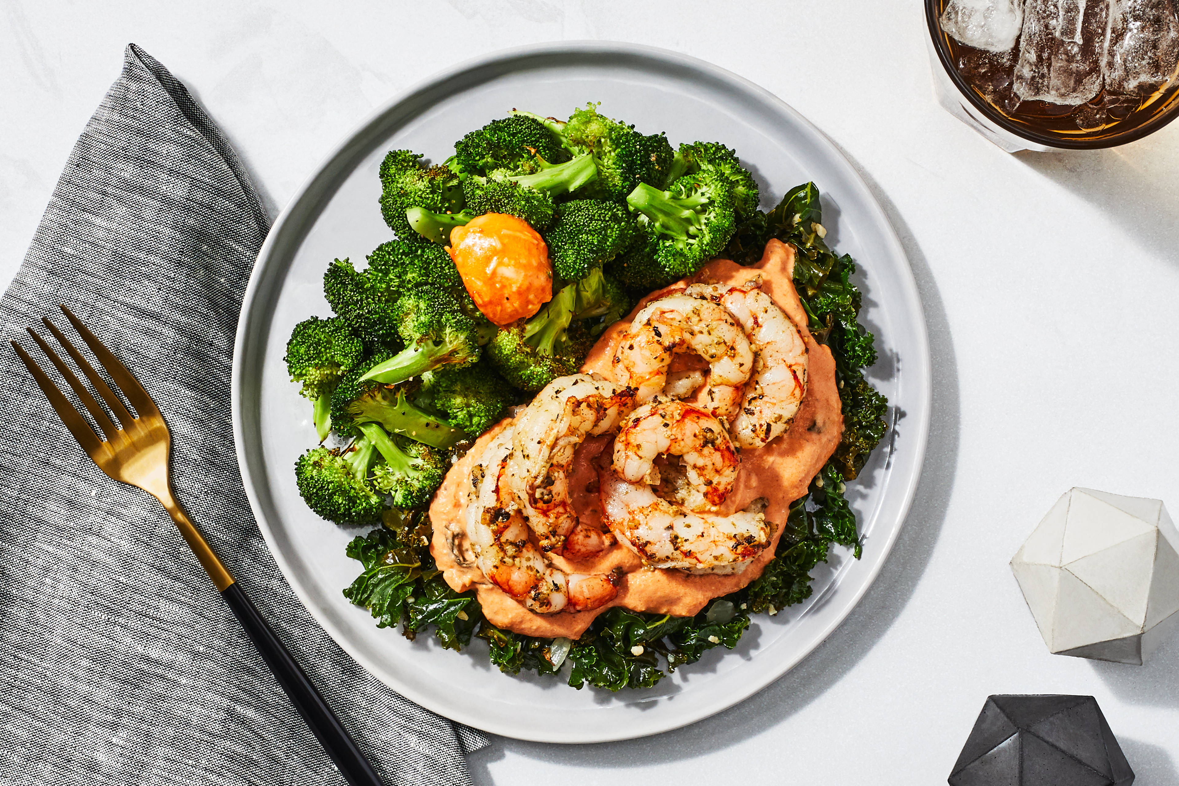 Crevettes à l’ail et aux tomates