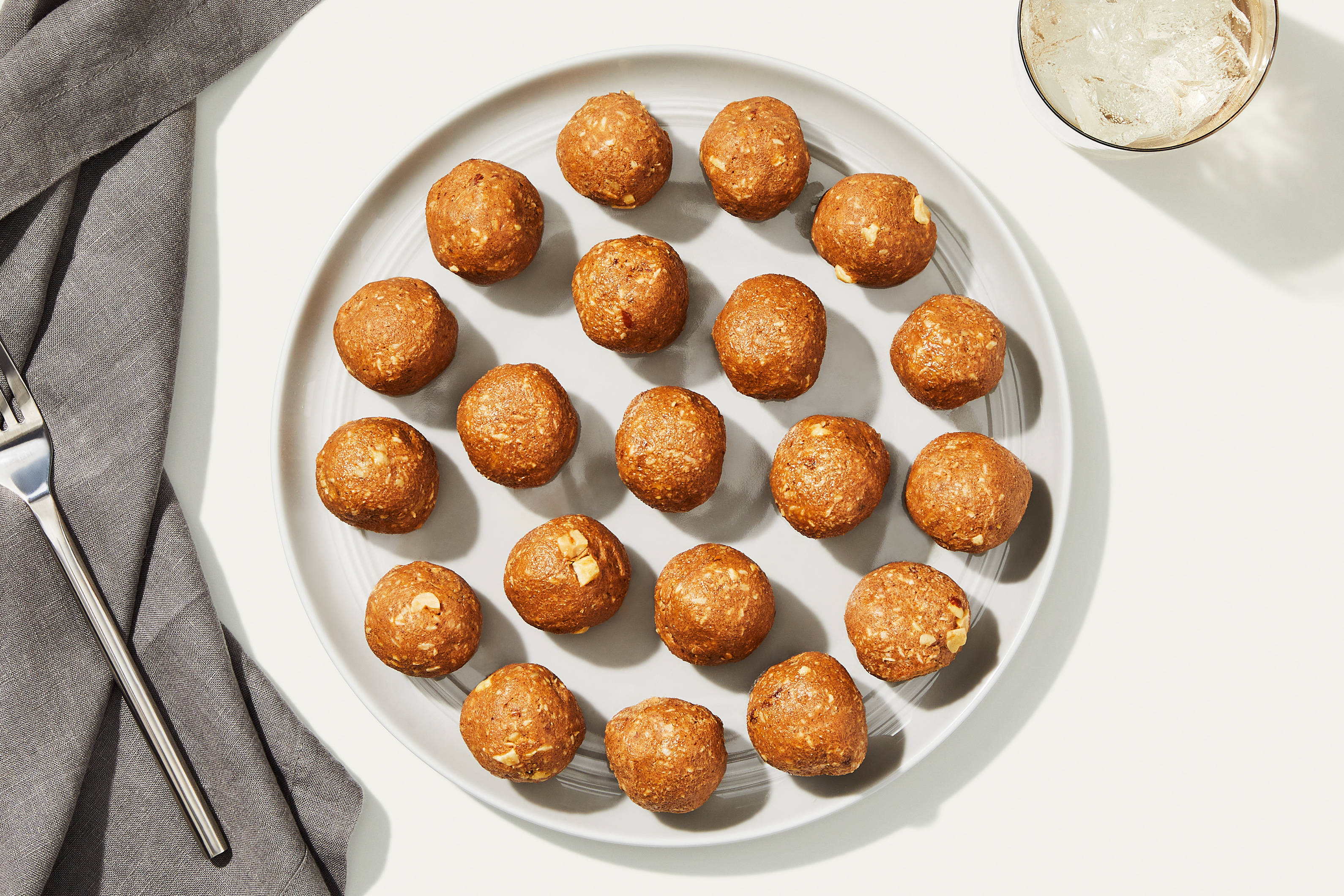 Peanut Butter Chocolate Macaroons 
