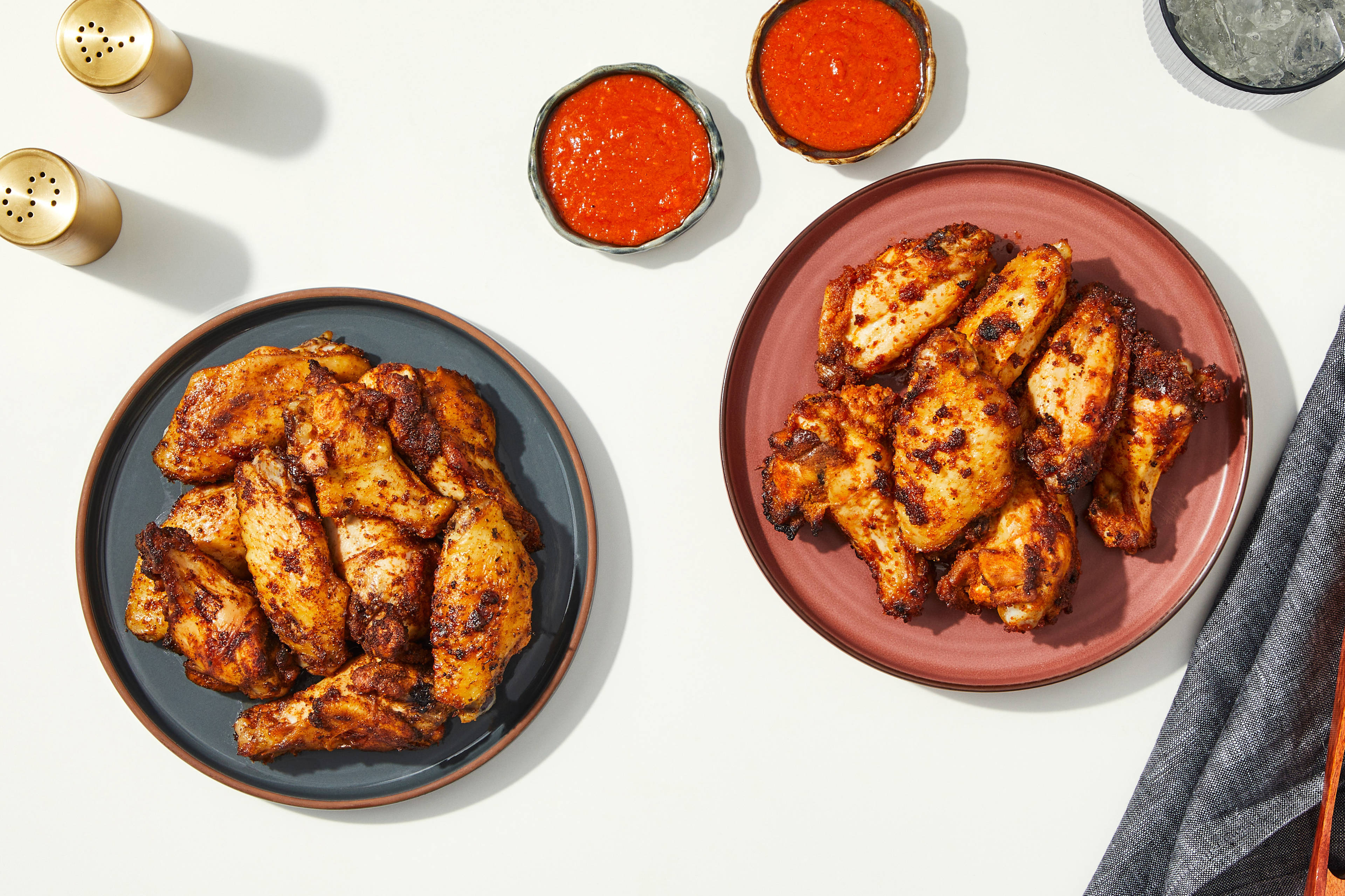 Garlic Buffalo & Roasted BBQ-Rubbed Wing Bundle