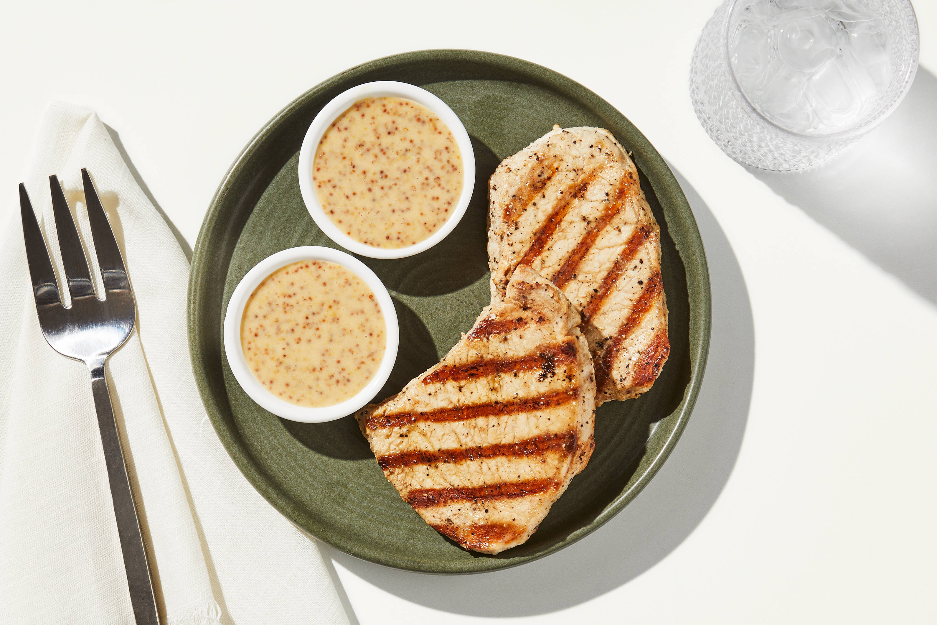 Grilled Pork Chops & Honey Mustard Sauce
