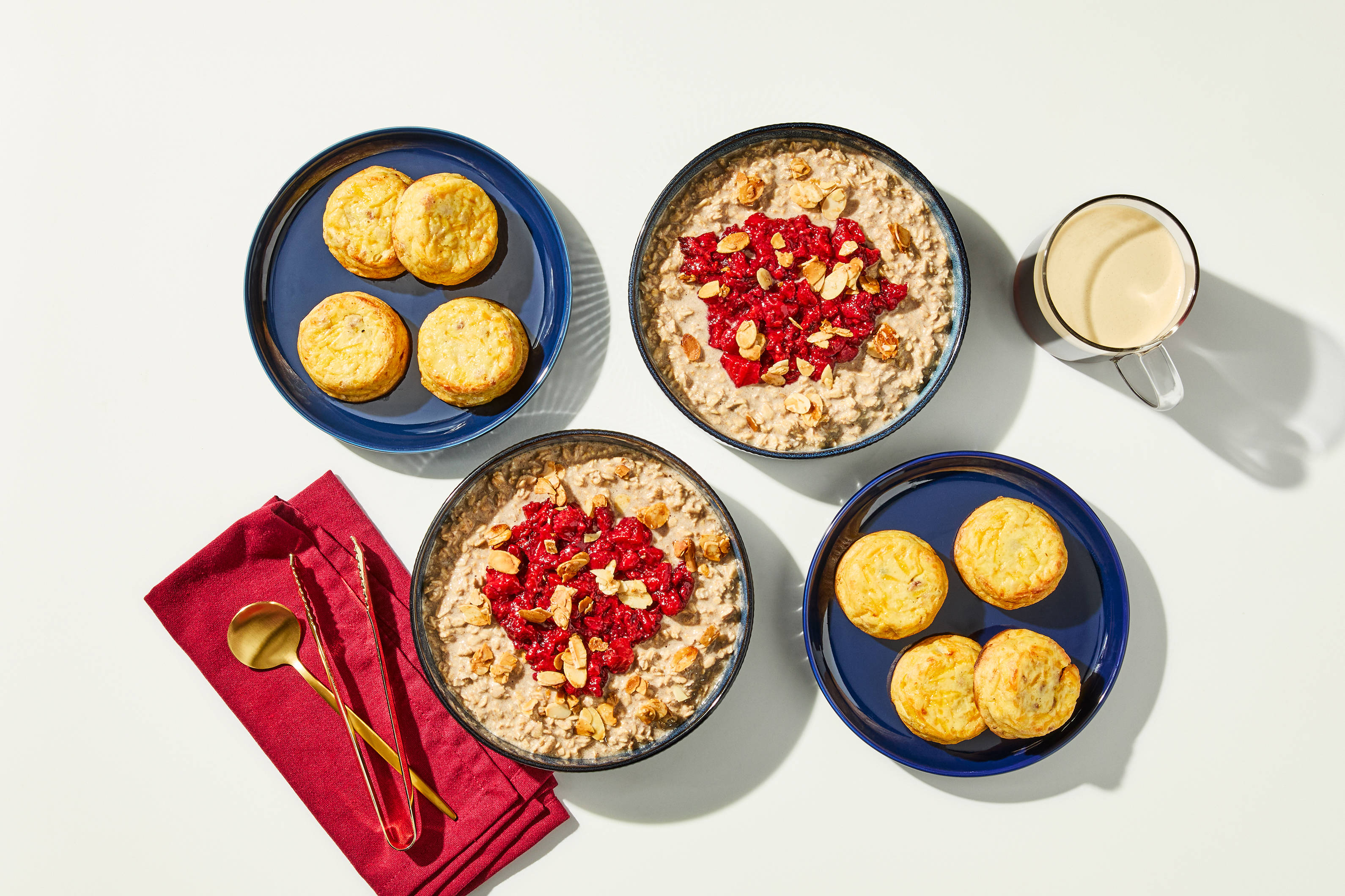 Smoky Bacon Cheddar Egg Bite & Strawberry Vanilla Oat Bundle