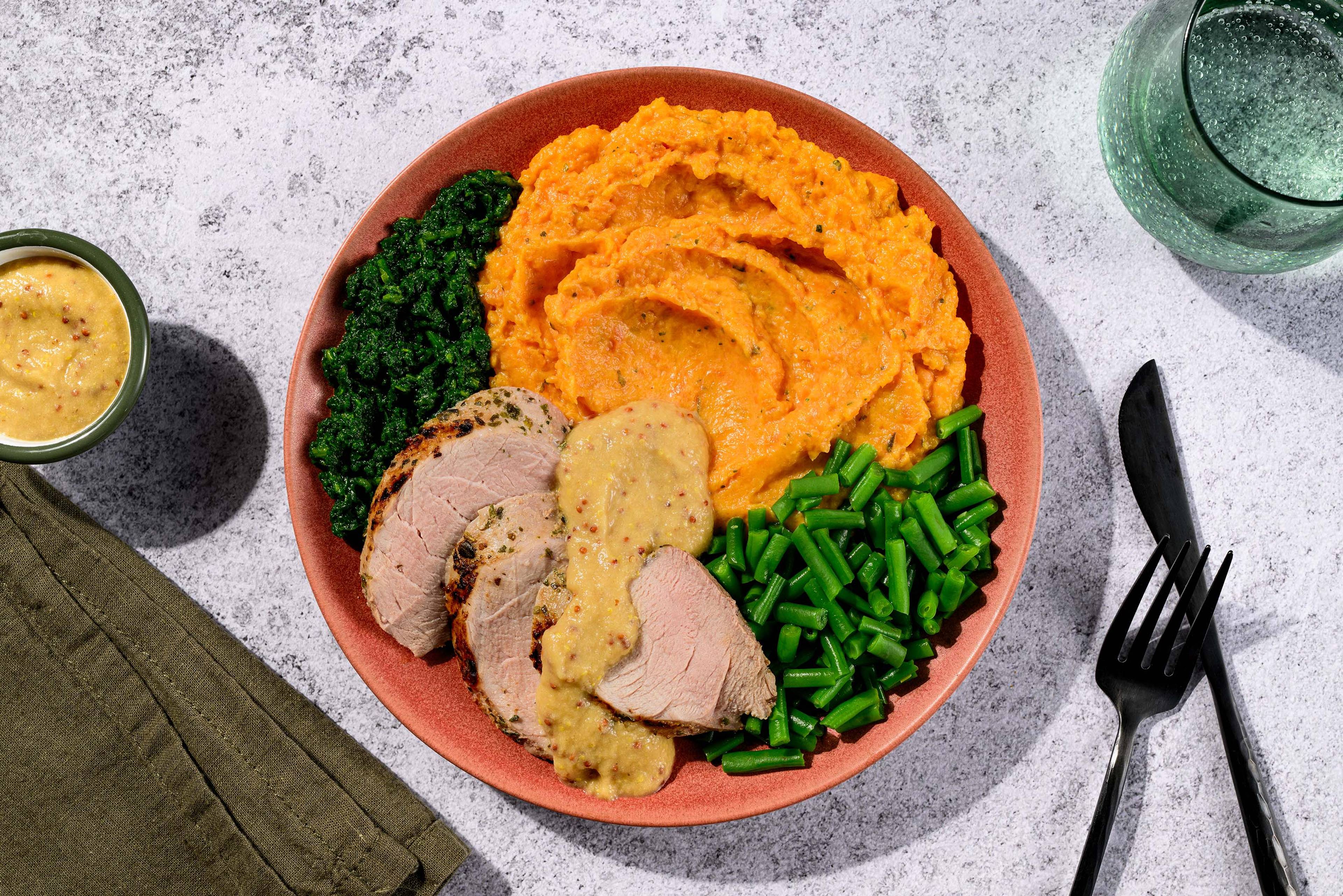 Schweinefilet mit Apfel-Senf-Soße