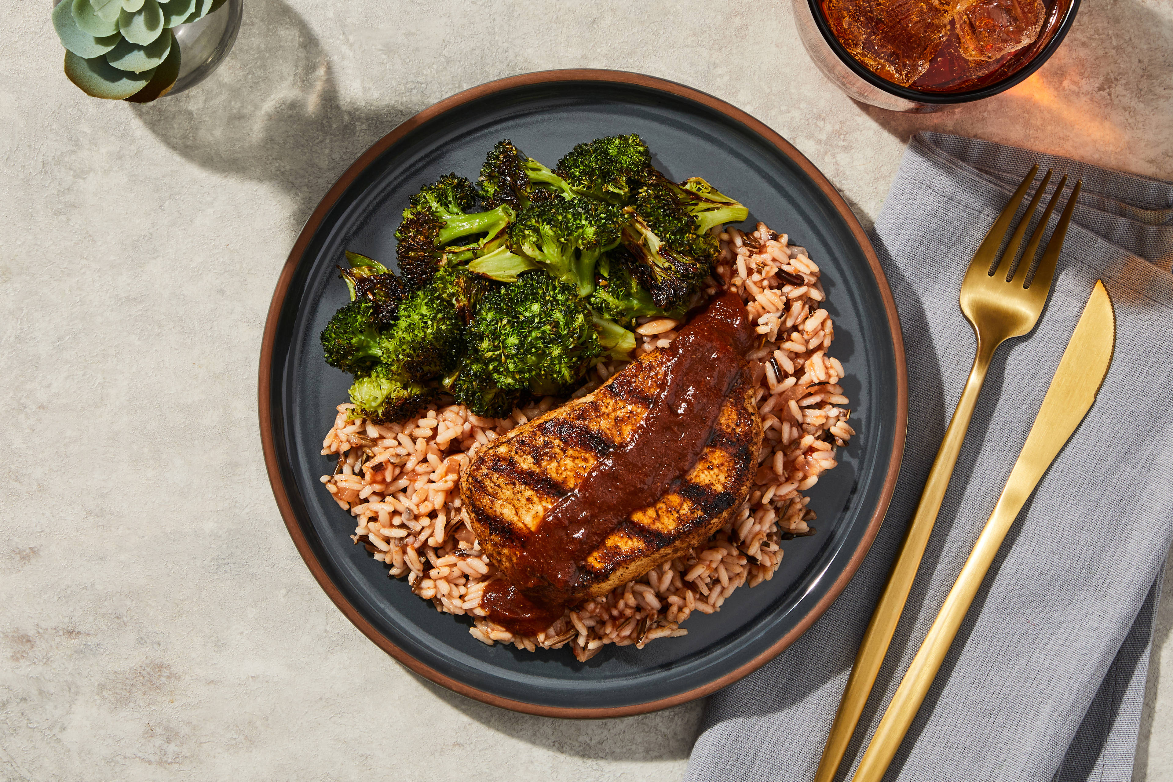 Côtelette de porc glacé au piment ancho