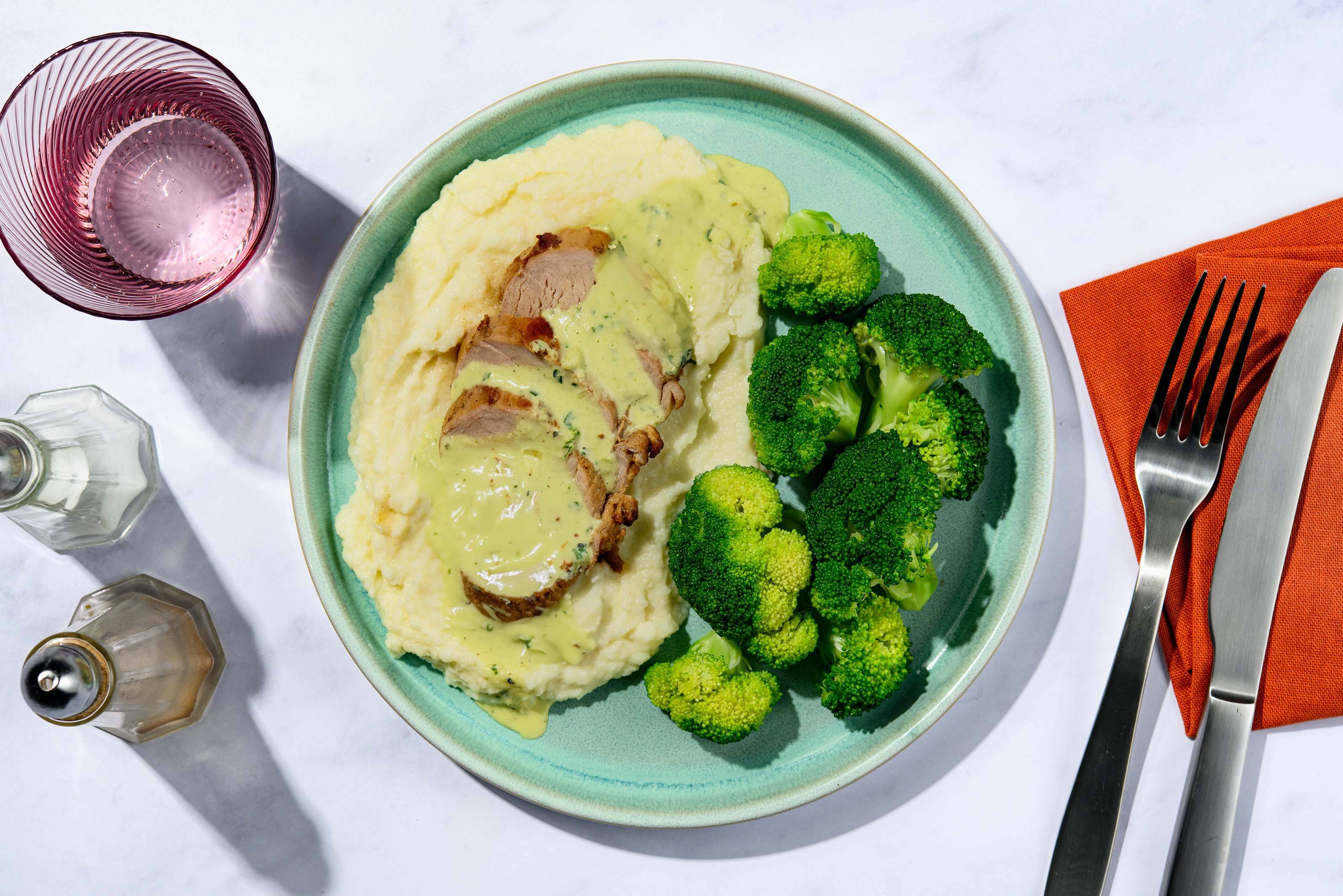 Schweinefilet in cremiger Knoblauch-Senf-Sauce