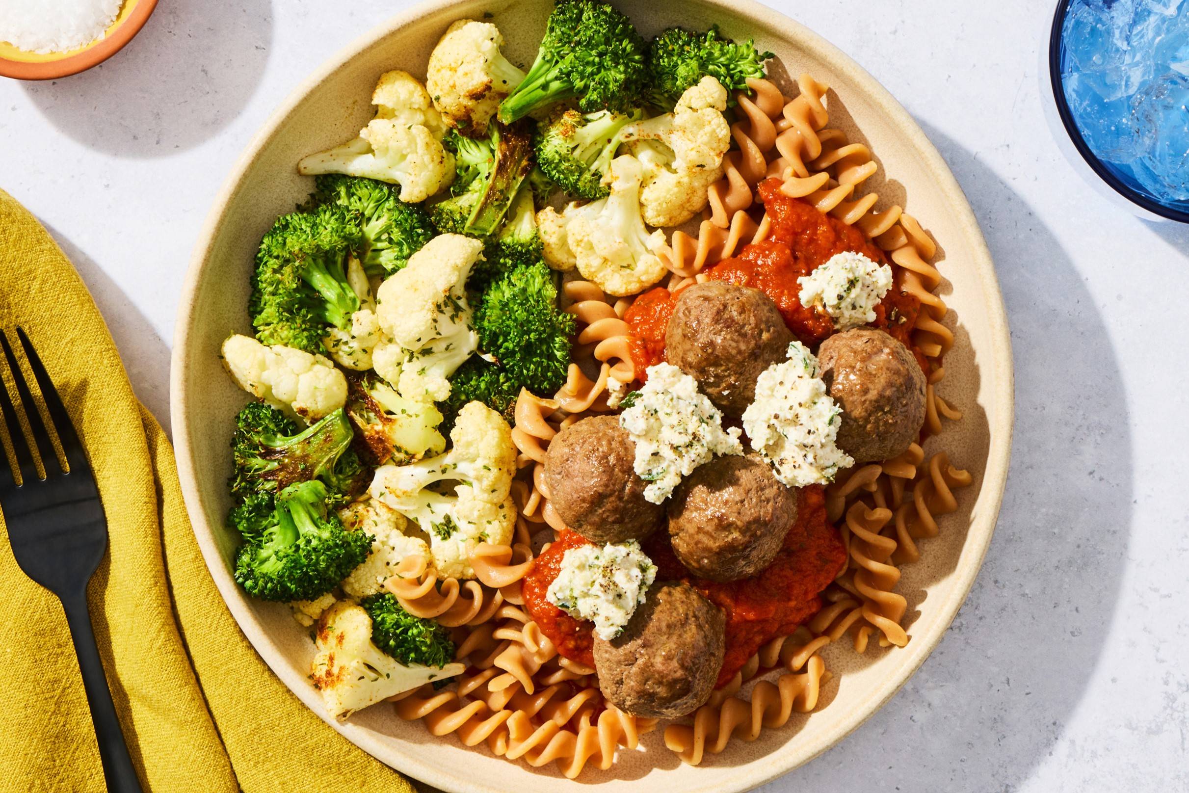 Boulettes de bœuf à la ricotta et fusillis