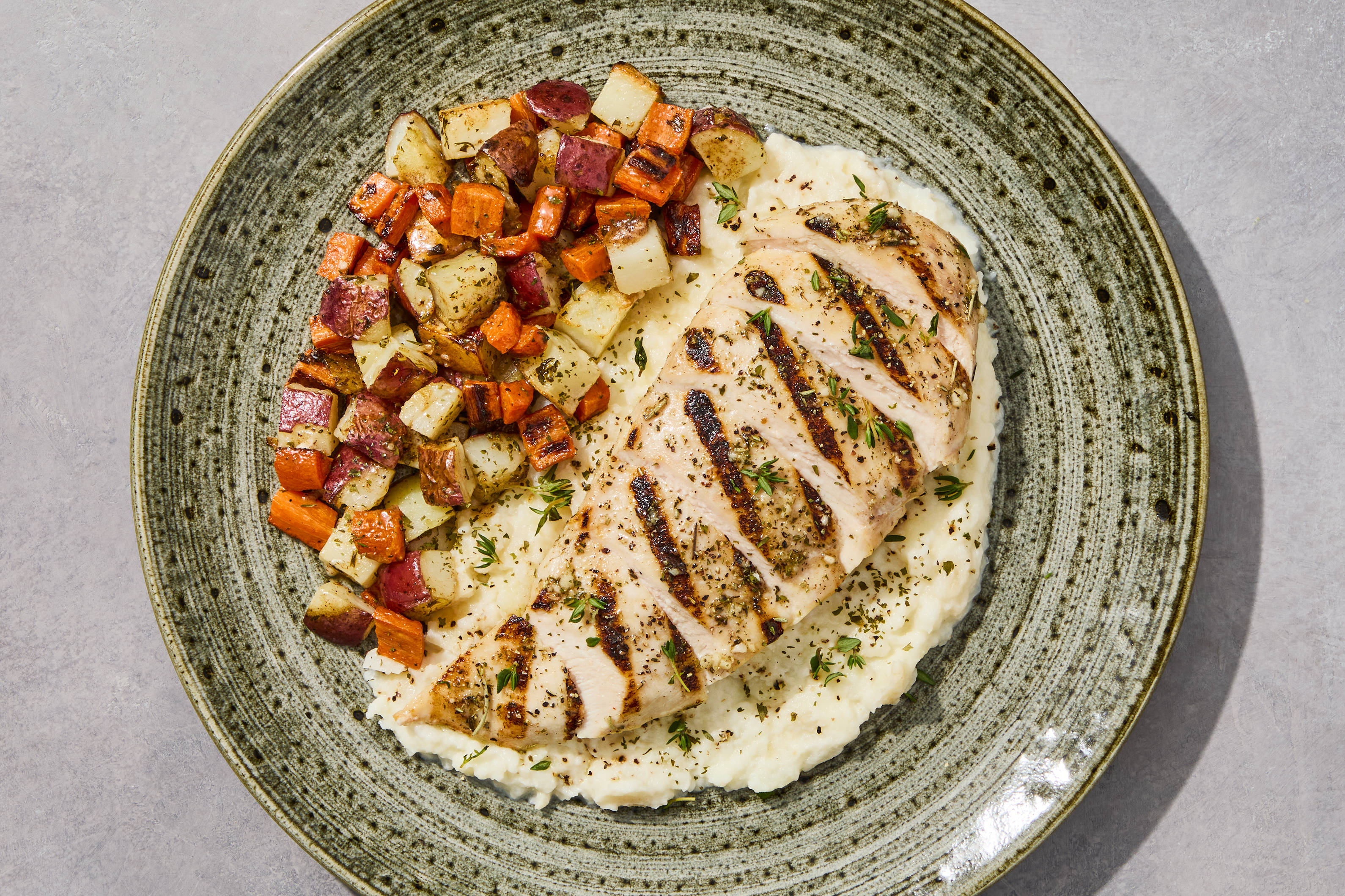 Poulet à la sauge et purée de céleri-rave