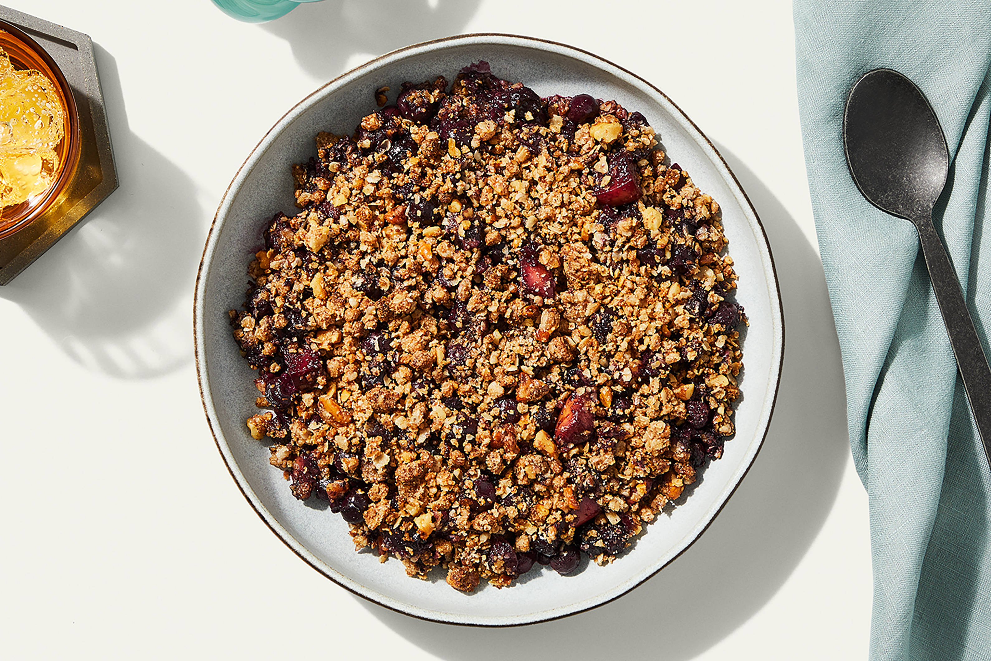 Blueberry Vanilla Oat Crumble