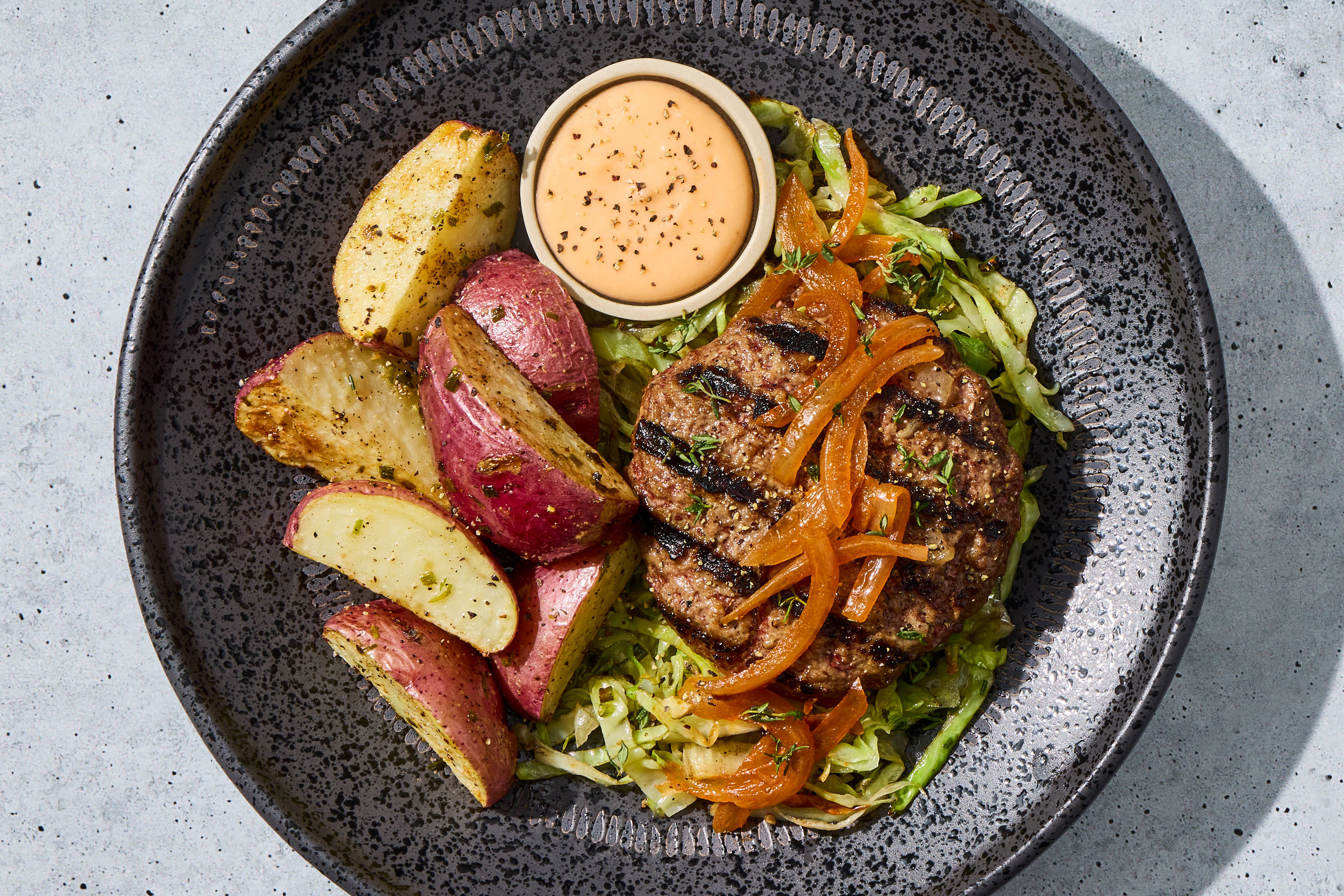 Strenth Smoky Onion Burger with Cheddar Sauce & Garlic-Chive Potatoes menu preference image